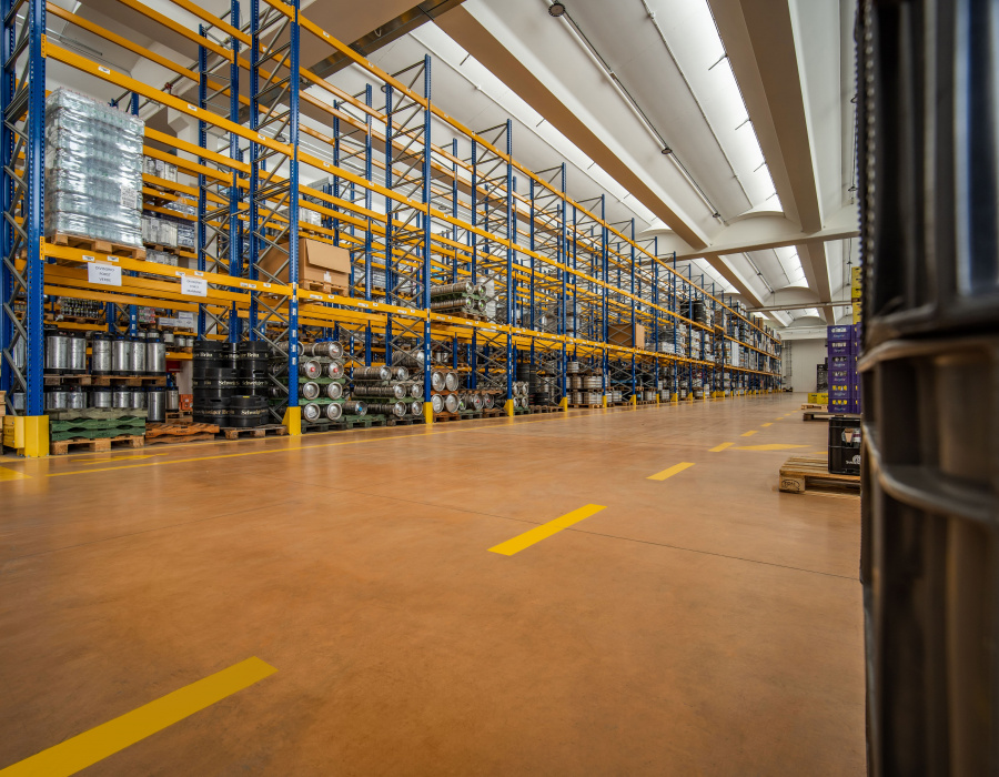 colored industrial warehouse floor - Ferrowine Castelfranco V.to