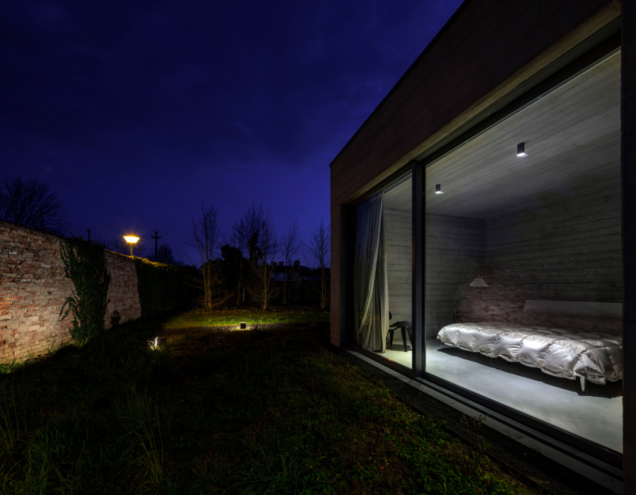 Deco Nuvolato, nuvolato effect floor with light gray finish. Casa T, Dosson di Casier (TV) Project: ZAA Zanon Associated Architects