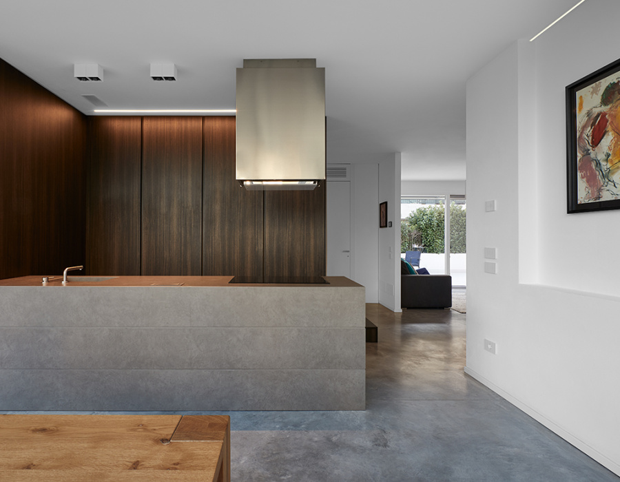 Deco Nuvolato, nuvolato effect floor with light gray. Private villa, Paese (Italy). Project: Studio ARK'it
